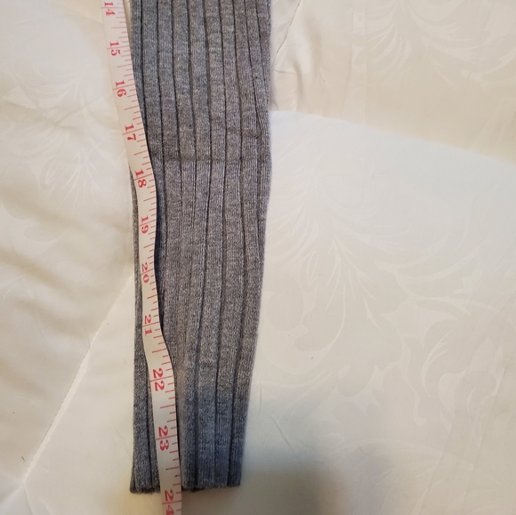 Motive Knit grey turtleneck - Picture 7 of 11